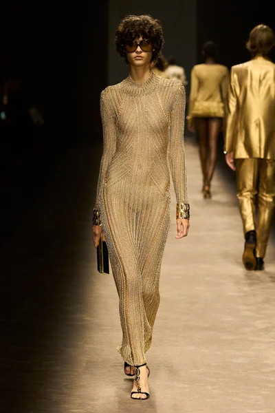 Look 53